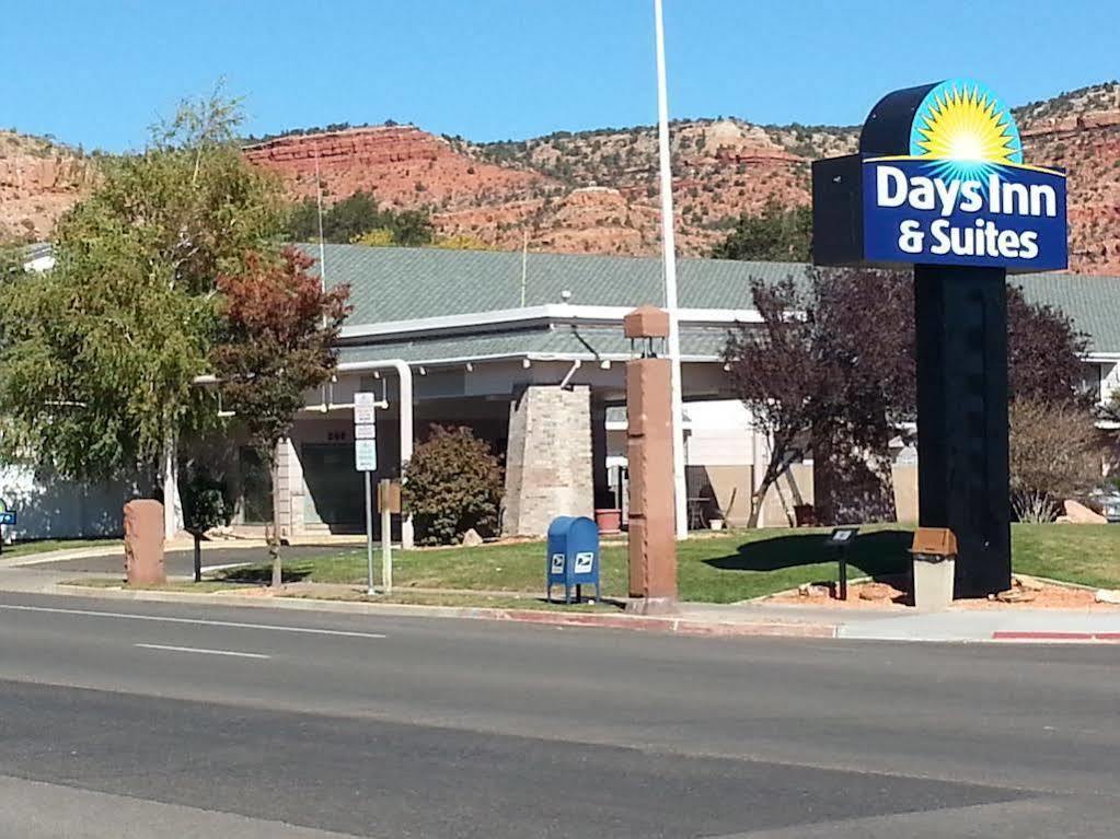 Days Inn & Suites By Wyndham Kanab Exterior photo